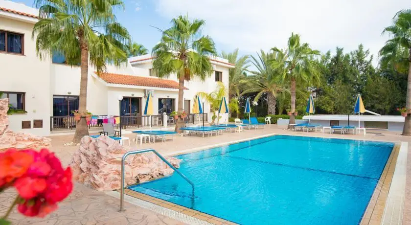 Айя-Напа: Loutsiana II Deluxe Apartments