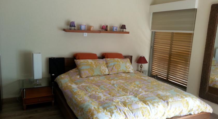 Лимассол: Periyiali Gardens Maisonette 14