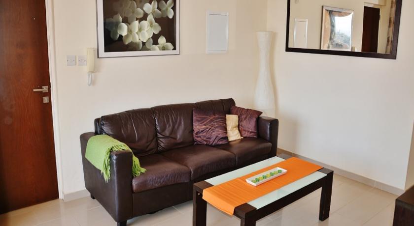 Перволия: Olympians Apollon Apartment No. 202