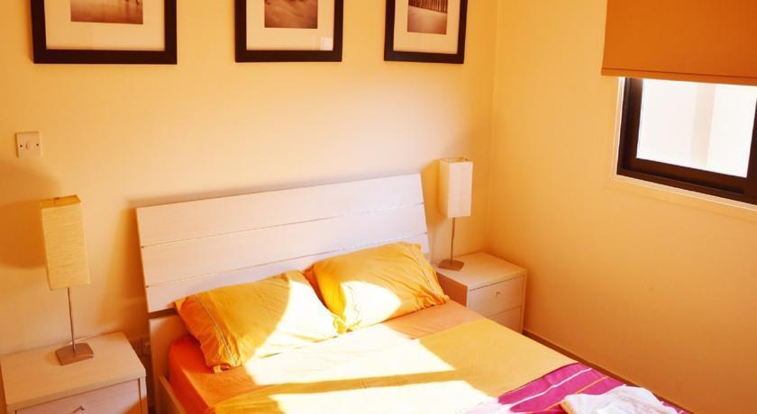 Перволия: Olympians Apollon Apartment No. 202