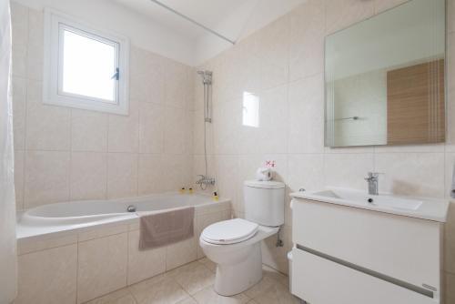Айя-Напа: Nissi 3 View Holiday 2 Bedroom Apartment