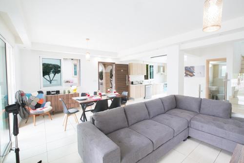 Протарас: Beautiful 5 Star Holiday Villa in a Prime Location in Paralimni, Book Early To Secure Your Dates, Paralimni Villa 1242