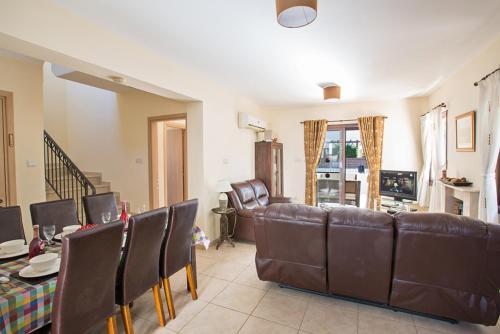 Айя-Напа: Picture This, Enjoying Your Holiday in a Luxury 5 Star Villa in Sotira, for Less Than a Hotel, Sotira Villa 1203
