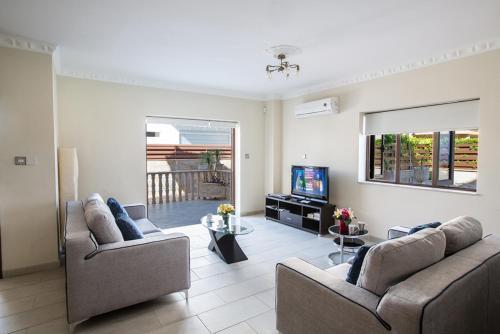 Паралимни: Imagine Your Family Renting a Luxury Holiday Villa Close To Paralimni’S Main Attractions, Paralimni Villa 1221