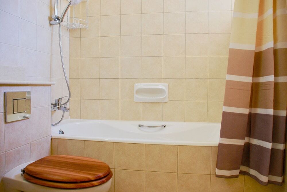 Куклия: Apartment E2 - Selene