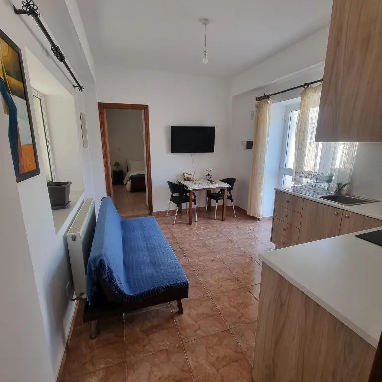 Стени: Potamos Private Suites (Adults Only)
