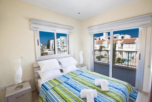 Протарас: How to Rent Your Own Private Luxury Holiday Villa in Protaras for Less than Basic Hotel, Protaras Villa 1255