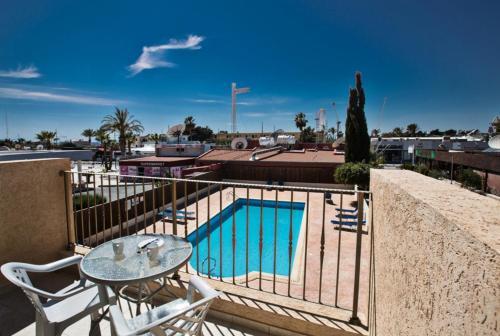 Picture Relaxing in Your Holiday Apartment in Ayia Napa Reading Your Favourite Book, Ayia Napa Apartment 1280 — фото 1