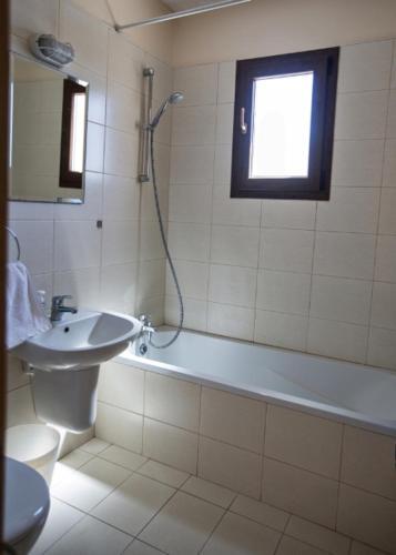 Айя-Напа: Picture Relaxing in Your Holiday Apartment in Ayia Napa Reading Your Favourite Book, Ayia Napa Apartment 1280