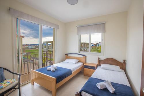 Паралимни: The Ultimate 5 Star Holiday Villa in Paralimni with Private Pool And Close To the Beach, Paralimni Villa 1317