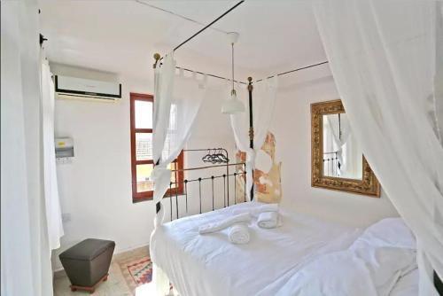 Фамагуста: Holiday Home 2 Bedrooms 1 Bathroom Famagusta