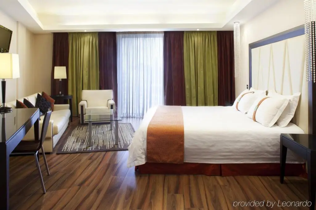 Никосия: Holiday Inn