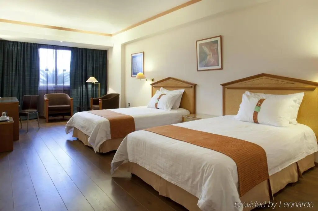 Никосия: Holiday Inn