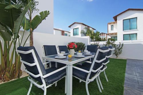 Протарас: Holiday Home 4 Bedrooms 3 Bathrooms - Paralimni