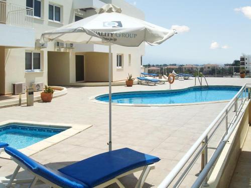 Ороклини: Flat 2 Bedrooms Oroklini