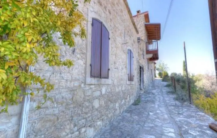 Guest House 2 Bedrooms 1 Bathroom Lofou — фото 1