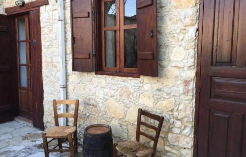 Лофу: Guest House 2 Bedrooms 1 Bathroom Lofou