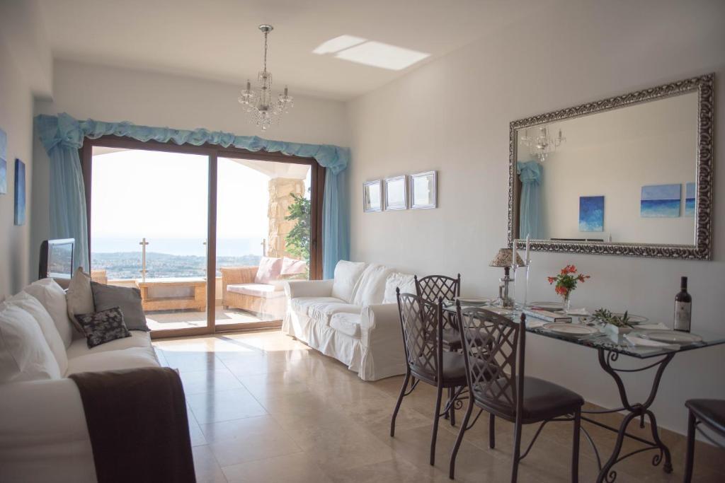 Пейя: The Mediterranean Suite