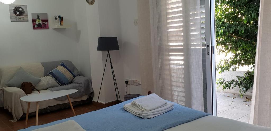 Лимассол: Ground Floor Studio 50 Meters From The Beach
