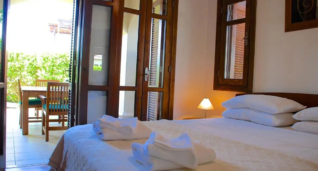 Куклия: 2 bedroom Apartment Kalypso with private garden, Aphrodite Hills Resort