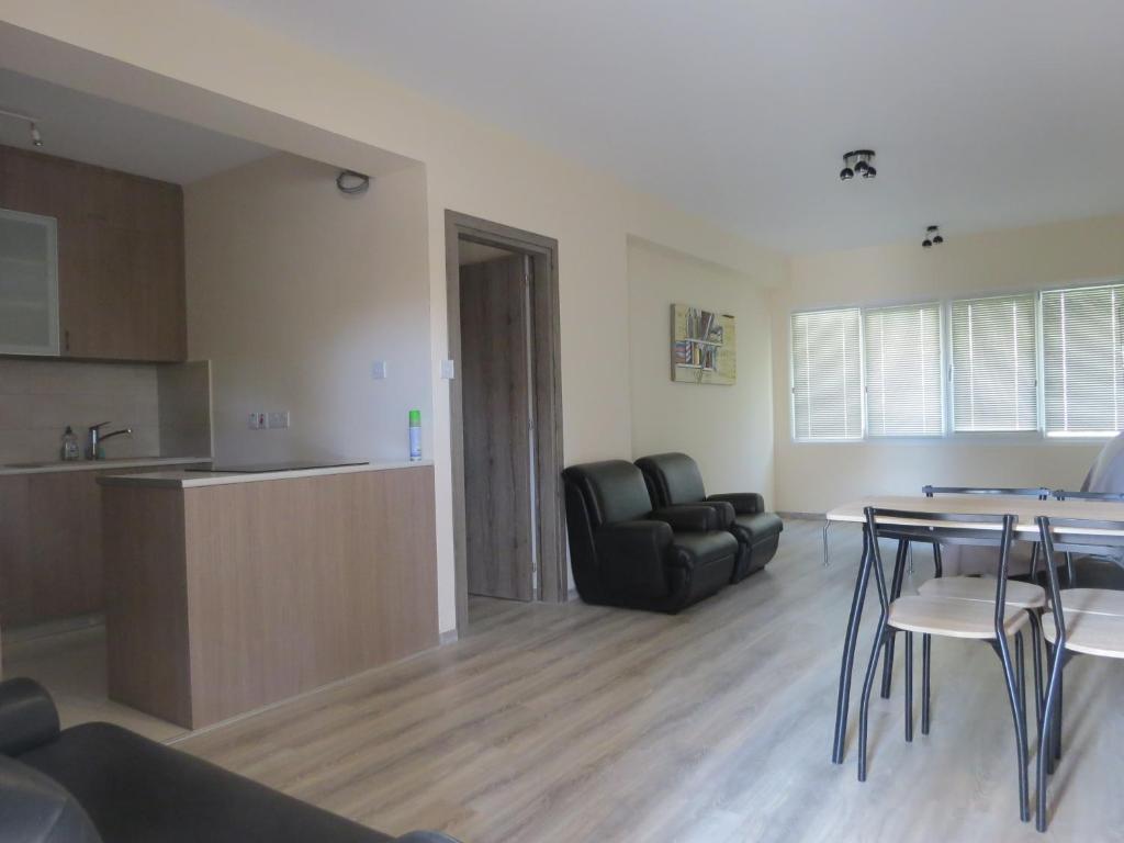 Лимассол: 2bdr Dasoudi Beach