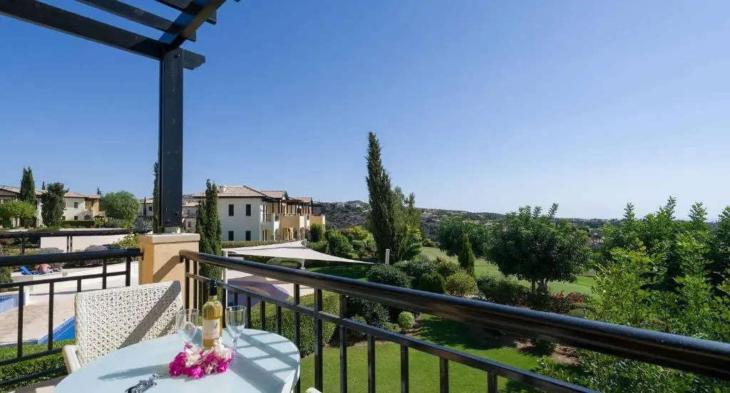 Куклия: 1 bedroom Apartment Nesoi with sea and golf views, Aphrodite Hills Resort