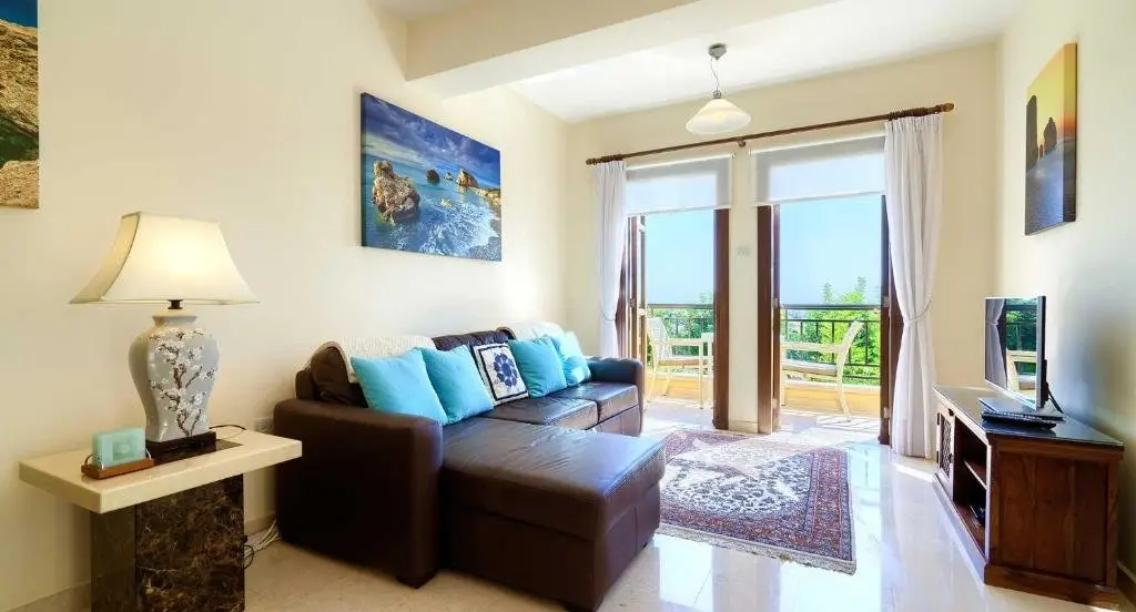 Куклия: 1 bedroom Apartment Nesoi with sea and golf views, Aphrodite Hills Resort