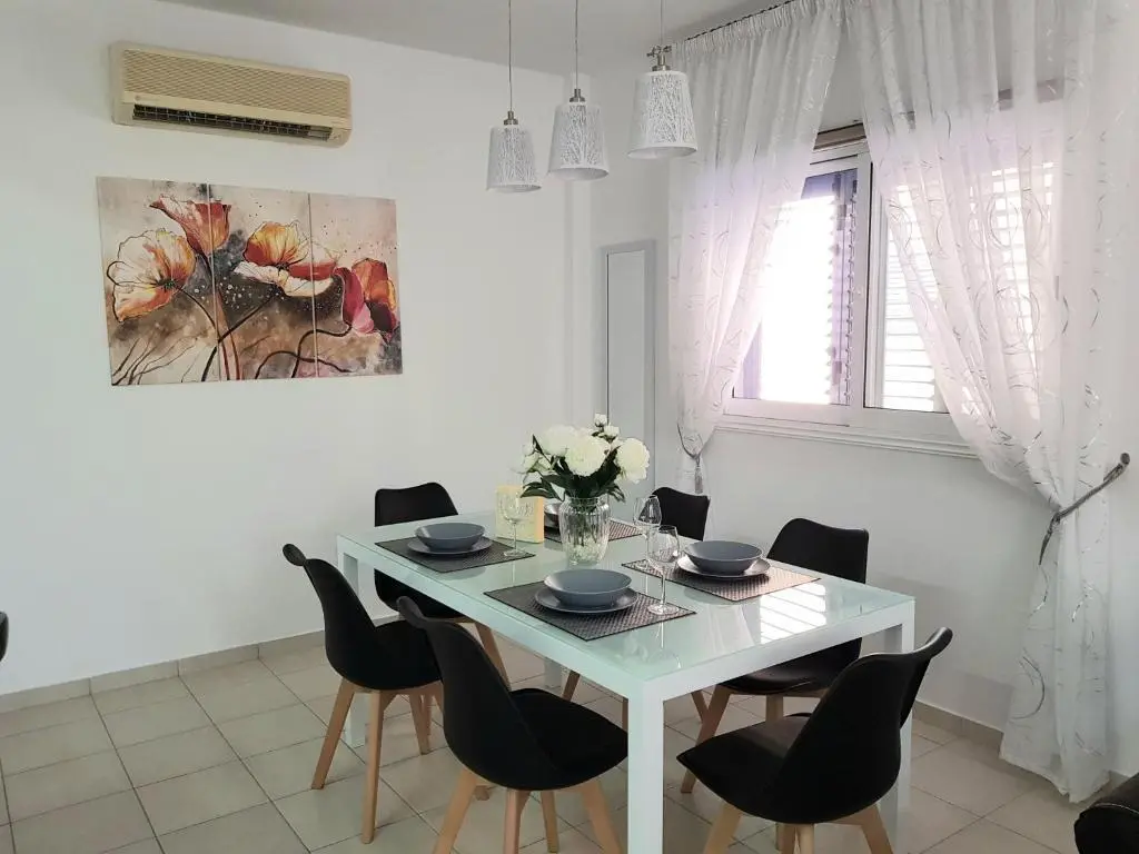 Пафос: Paradise Gardens IV 2 Bd Amazing Apartment