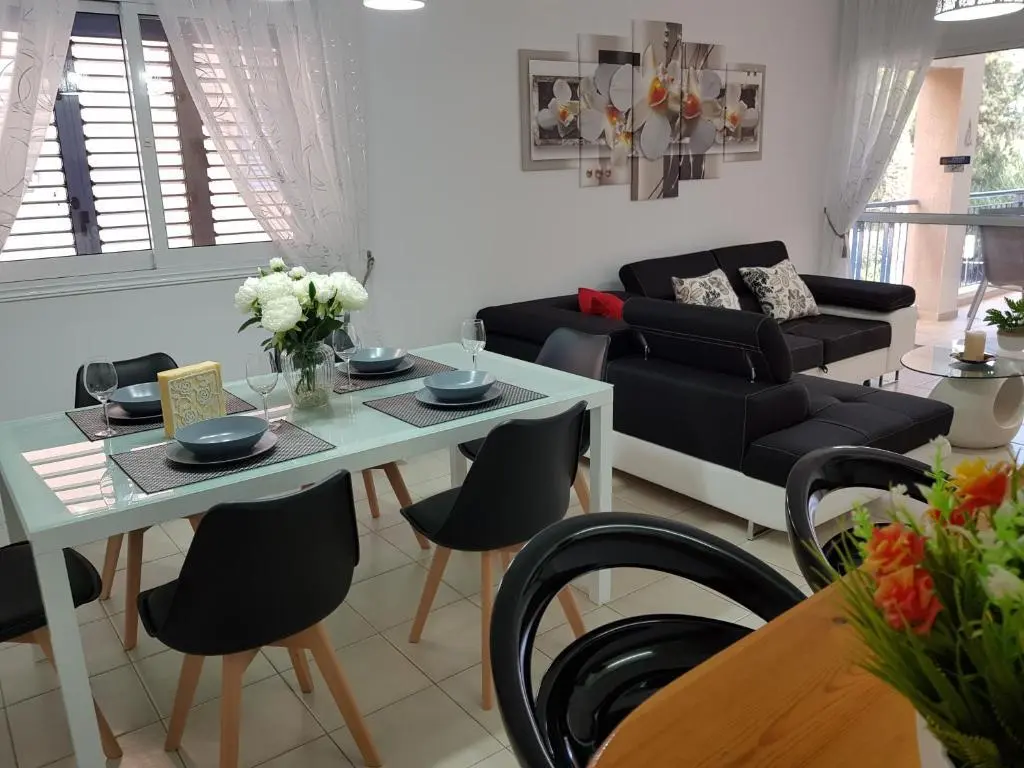 Пафос: Paradise Gardens IV 2 Bd Amazing Apartment