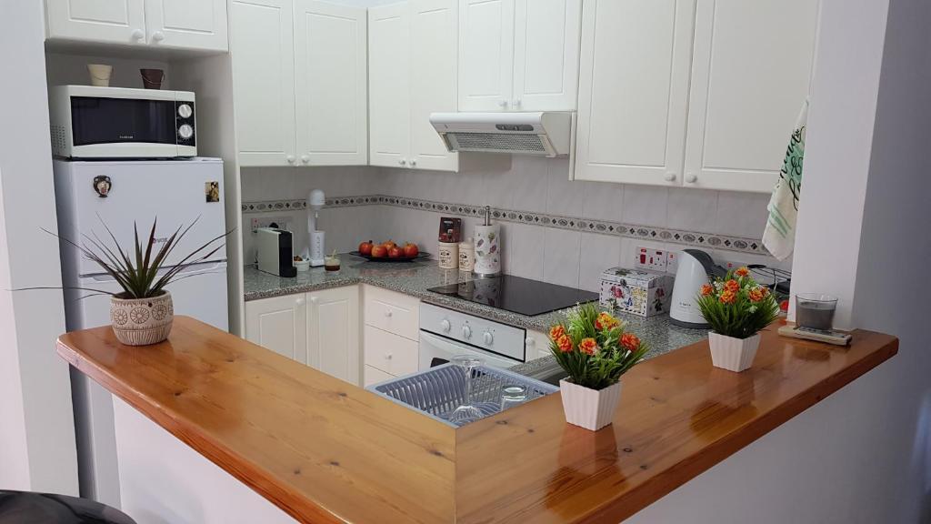 Пафос: Paradise Gardens IV 2 Bd Amazing Apartment