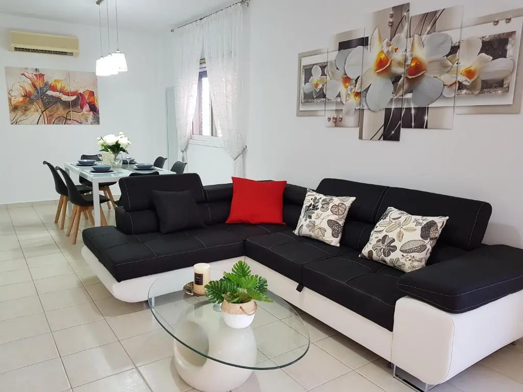 Пафос: Paradise Gardens IV 2 Bd Amazing Apartment