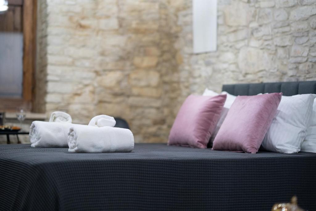 Какопетрия: Eidyllio Luxury Suites Omodos