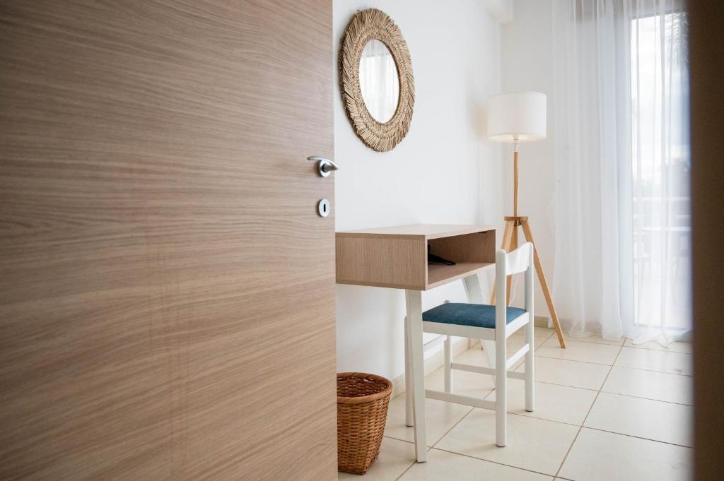 Айя-Напа: Narcissos 'Nissi Beach' apartment C2