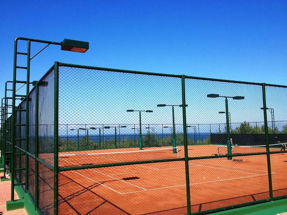 Теркедилмис: Korineum Golf & Beach Resort
