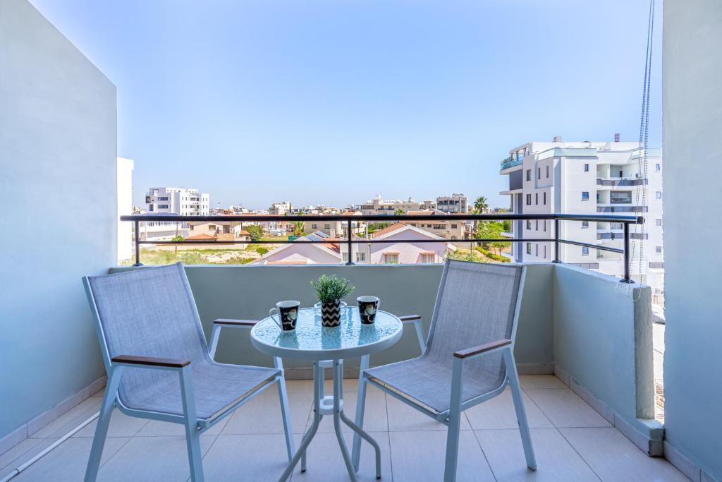 Ларнака: Color Nest 1-Bedroom Apartment in Larnaca