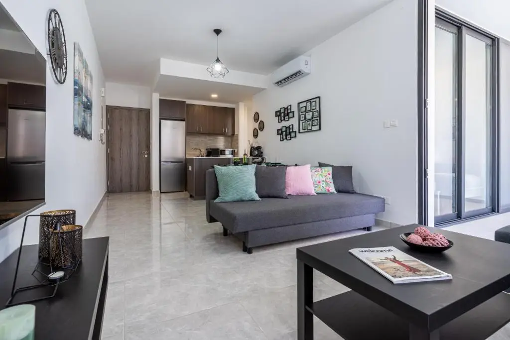 Ларнака: Aziza 1- Bedroom Apartment in Larnaca