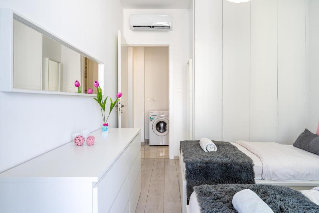 Ларнака: Aziza 1- Bedroom Apartment in Larnaca
