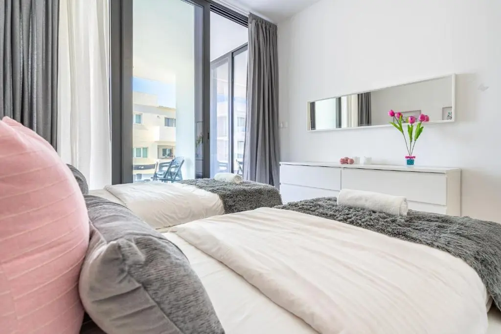 Ларнака: Aziza 1- Bedroom Apartment in Larnaca