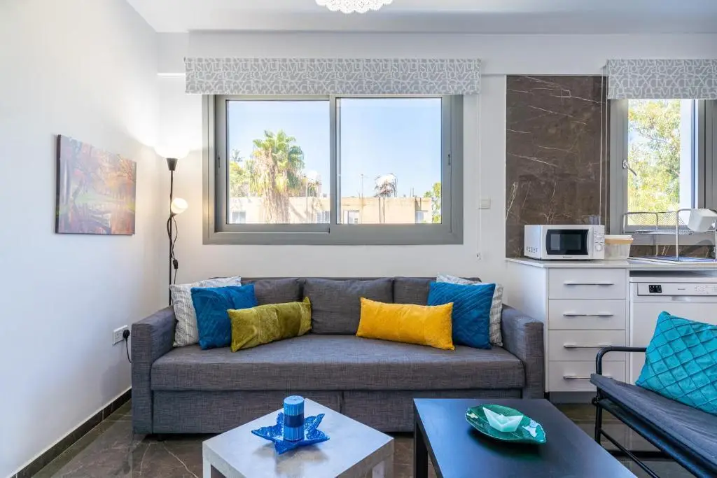 Ларнака: Kmeidos 1-Bedroom Apartment in Larnaca