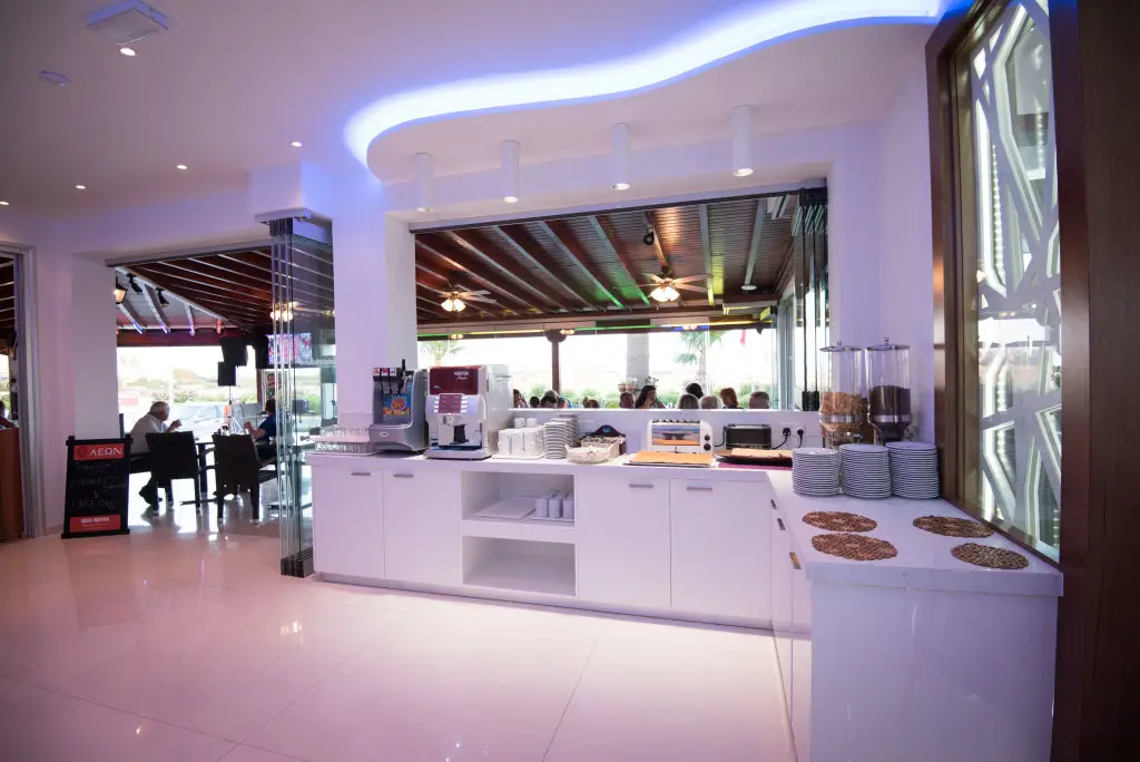 Айя-Напа: Loutsiana Hotel & Apartments