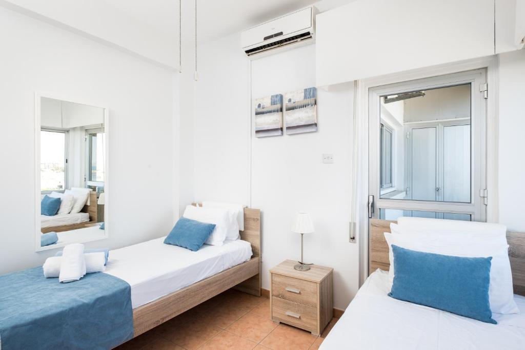 Ларнака: Apollon Beachfront Apartment 302