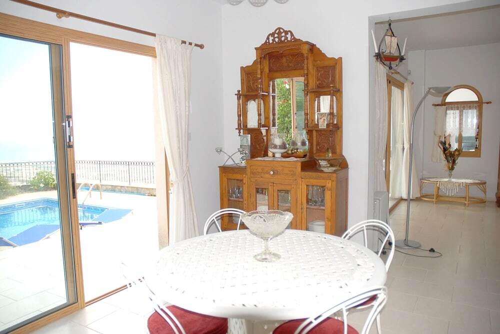 Пейя: Villa With 3 Bedrooms in Peyia, With Wonderful sea View, Private Pool, Furnished Garden - 4 km From