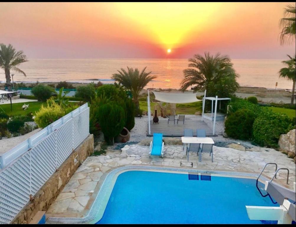 Хлорака: 34 beach villa
