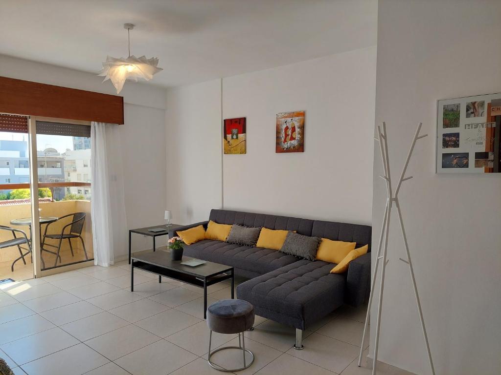Лимассол: Georgiou court 102