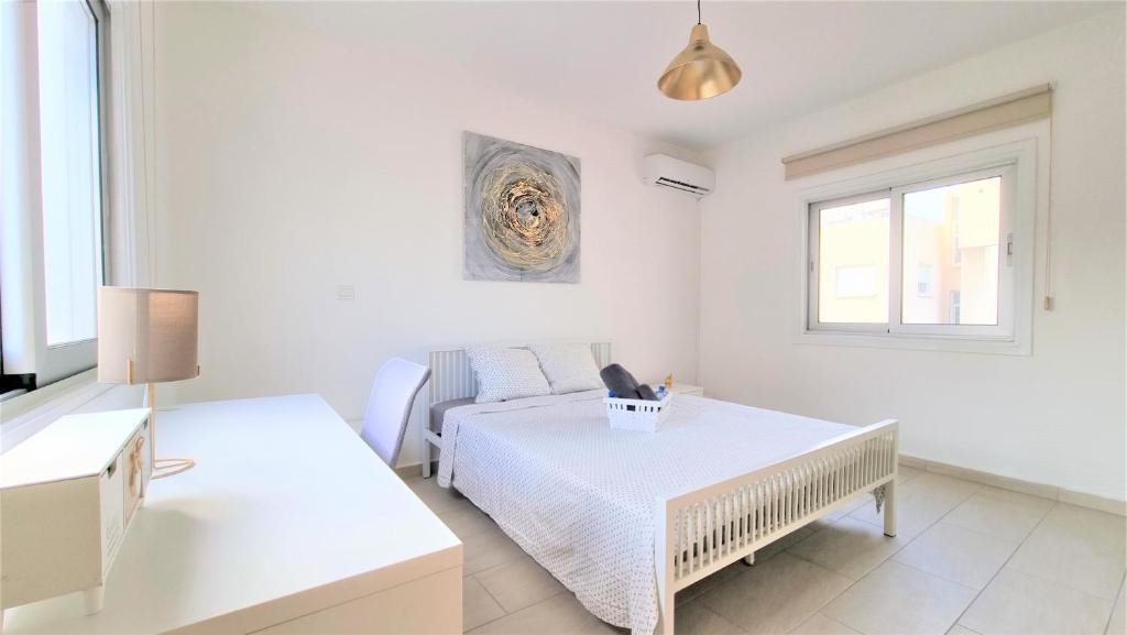 Ларнака: Spacious Lightflooded 2br Apt / Near Center & Harbour