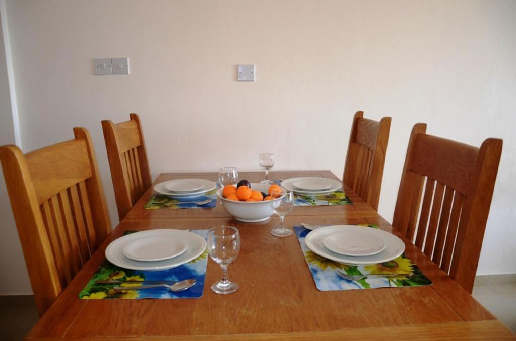 Пейя: Top floor 2 bedroom apartment E101, 3 pools, sea view, FREE WIFI