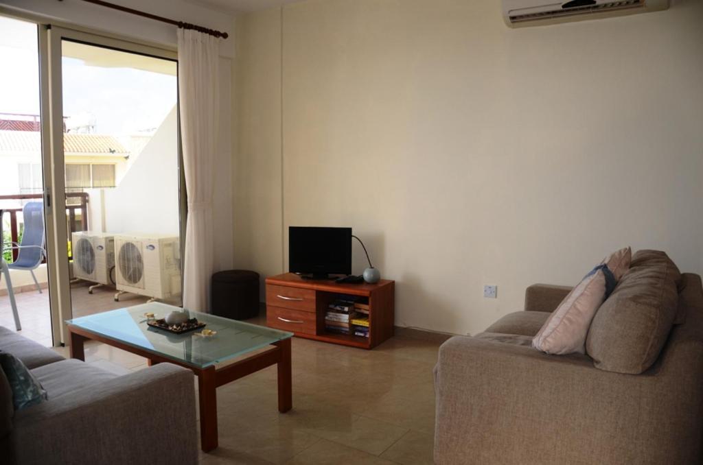 Пейя: 2 bedroom apartment E8 located pool level, sea view, FREE WIFI