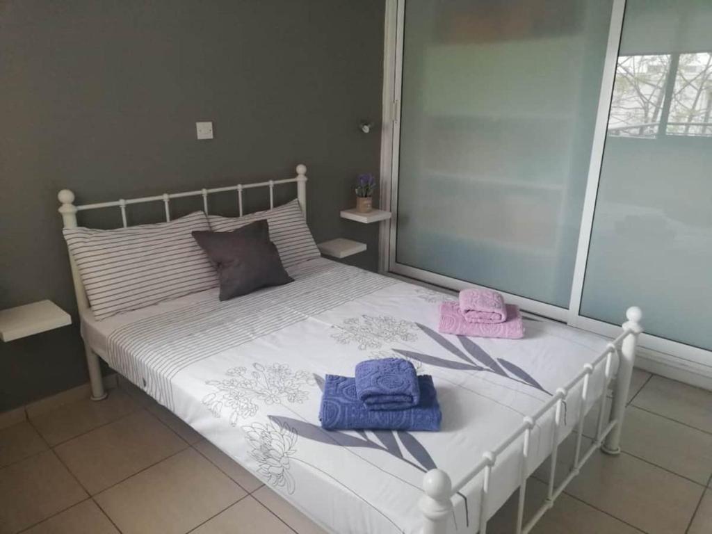 Пафос: Cozy 1 bedroom apartment close to the beach