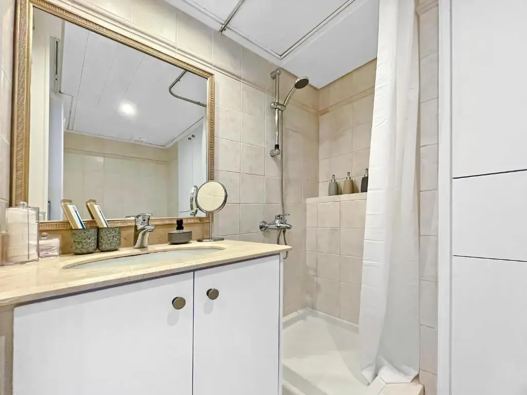 Ларнака: 180° Seaview Apt. Right on Famous Beach Promenade