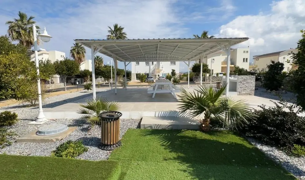 Кучук Эренкой: New Apartment Pool & Terrace near Sea - Caesar Bay, Tatlisu